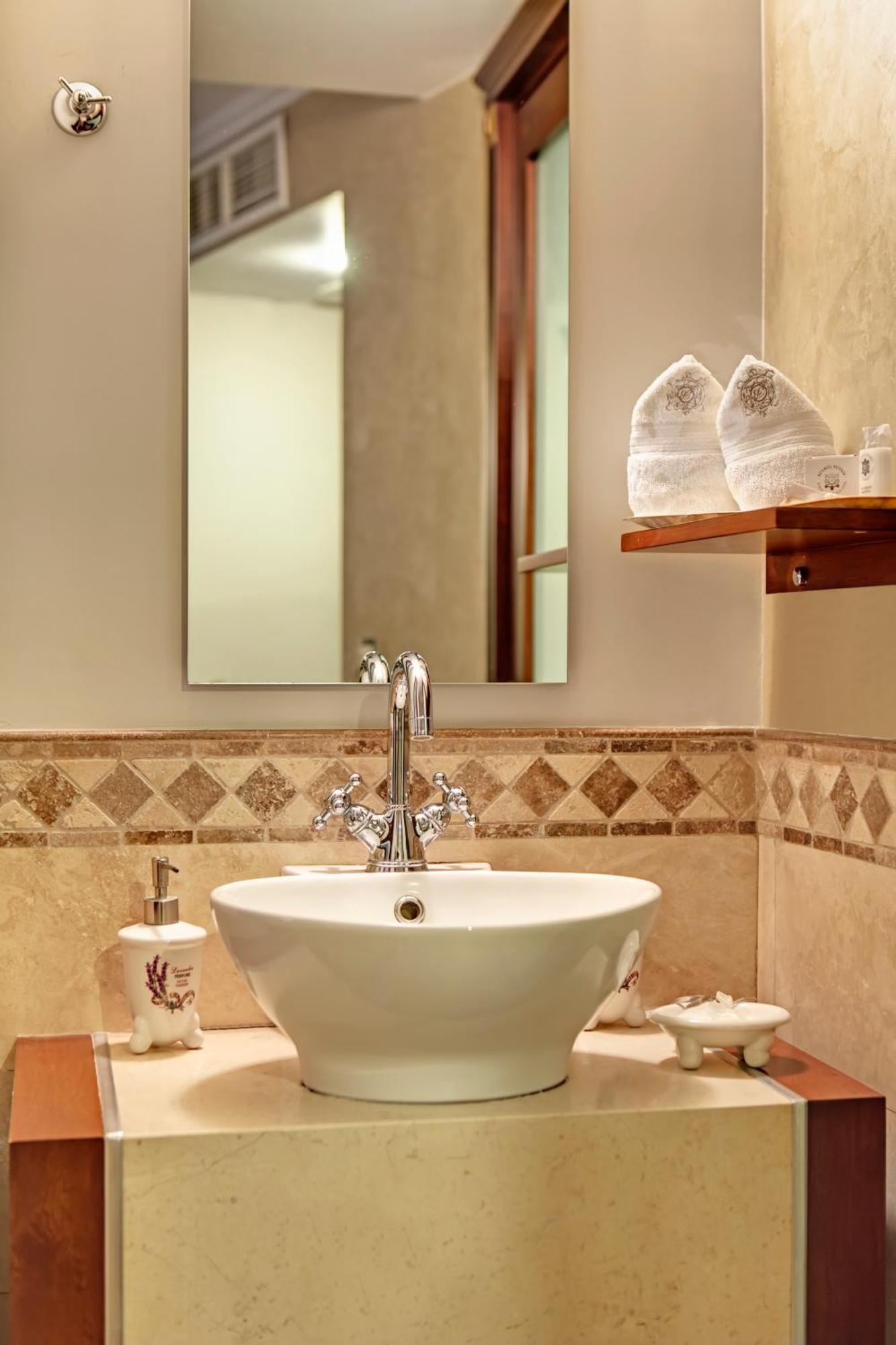 Bulbul Yuvasi Boutique Hotel Foca Room photo
